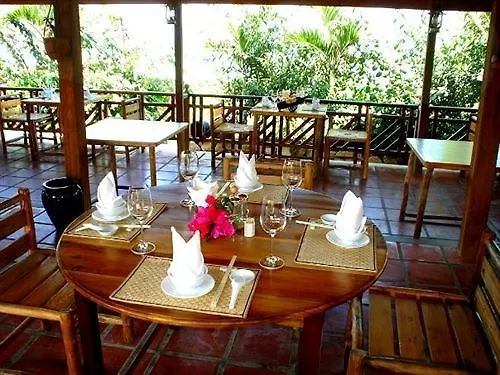 Wild Beach Boutique Resort Ninh Phuoc 3*,
