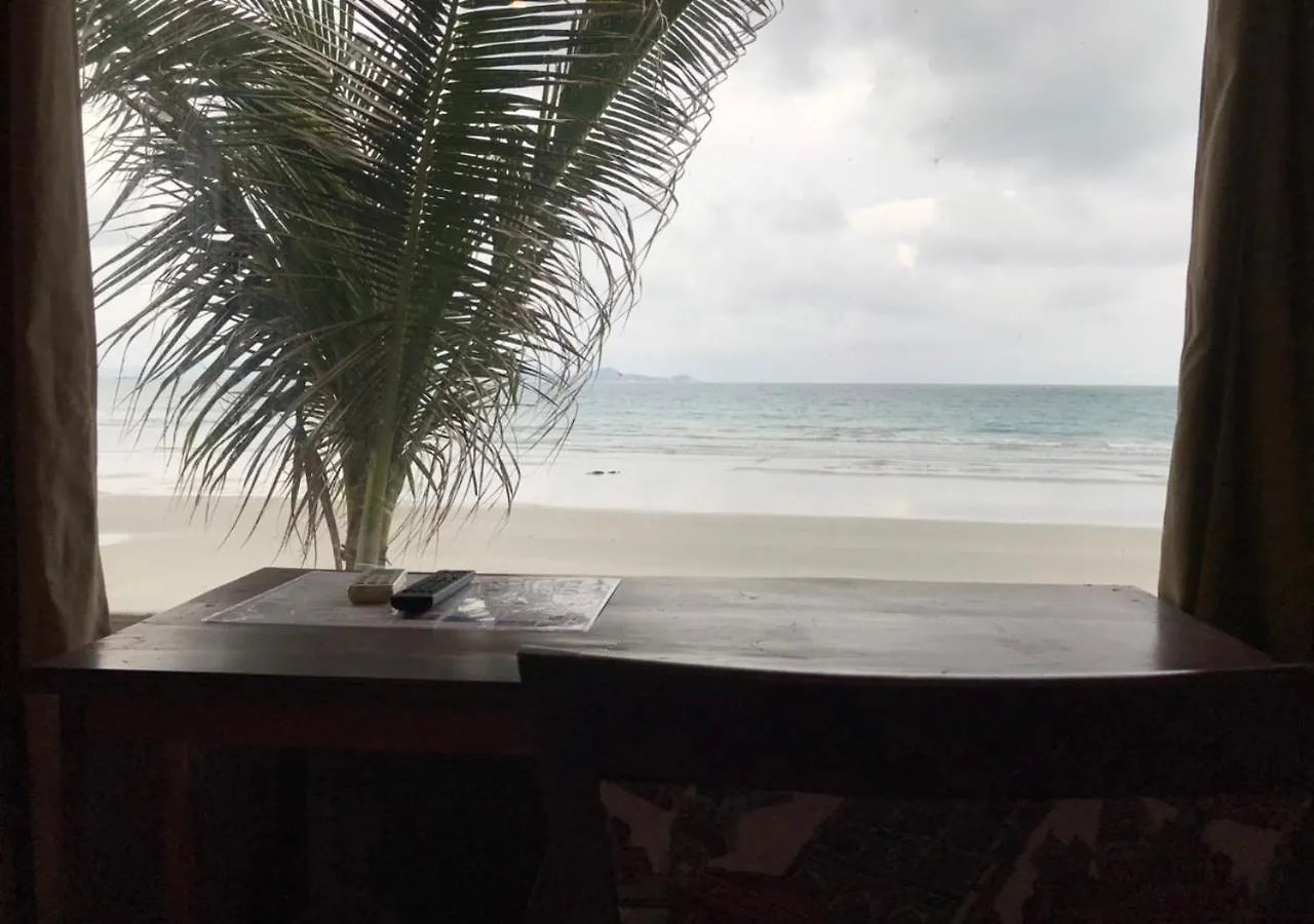 Wild Beach Boutique Resort Ниньфуок