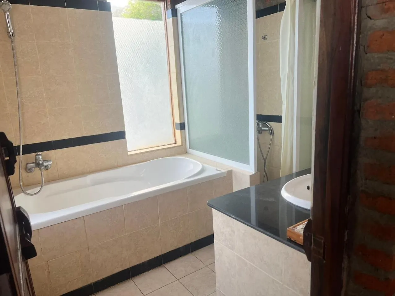 Wild Beach Boutique Resort Ниньфуок 3*,