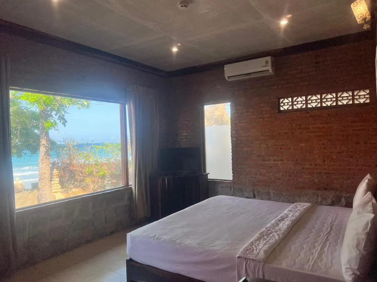 Wild Beach Boutique Resort Ниньфуок
