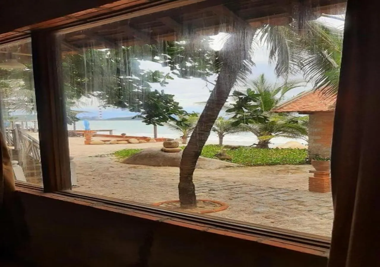 ***  Wild Beach Boutique Resort Ninh Phuoc ベトナム