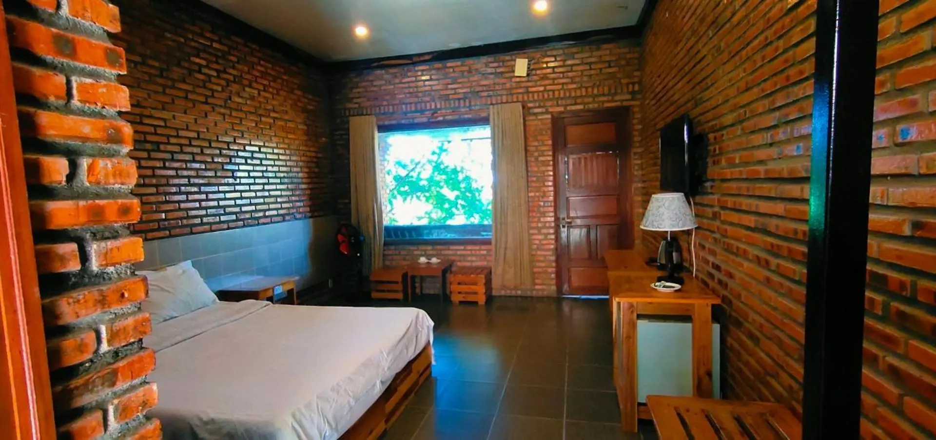 ***  Wild Beach Boutique Resort Ninh Phuoc ベトナム